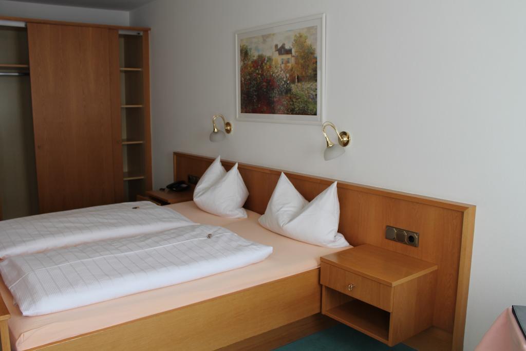 Hotel Garni Vogelsang Bad Füssing Zimmer foto